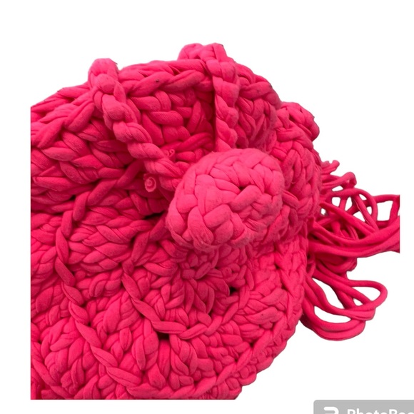 HOT PINK CROSSBODY WITH FRINGE - Picture 4 of 6